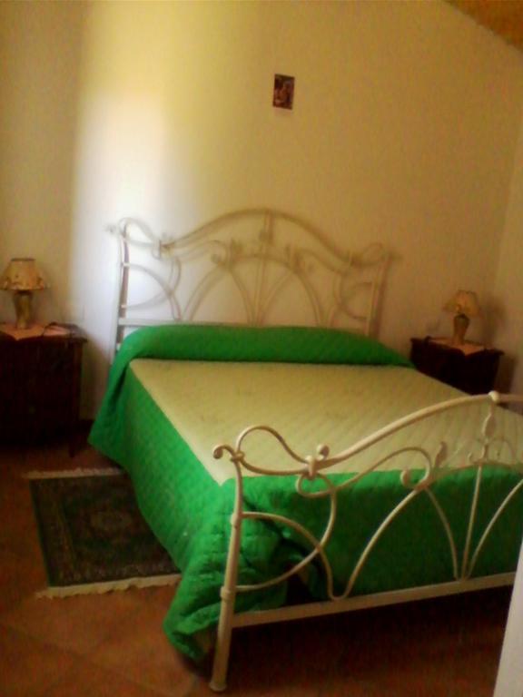 Farm Stay Gli Oleandri Loiri Porto San Paolo Room photo